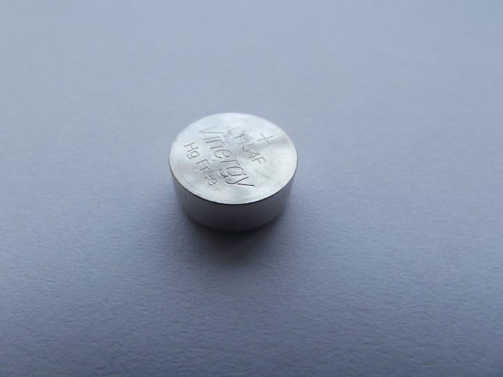 hand-clock-material-energy-jewellery-of-1129824-pxhere.com