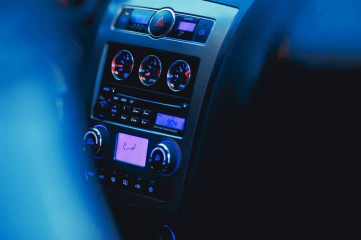 DAB Radio at Fitch Autos Brownhills Garage