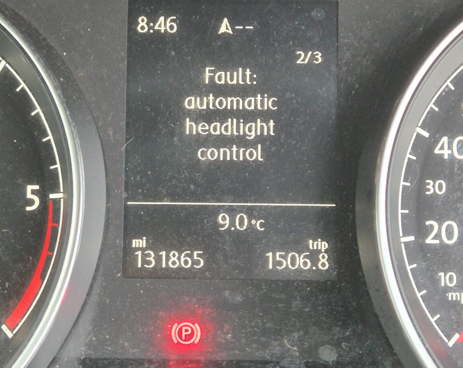 VW Golf Headlight Fault